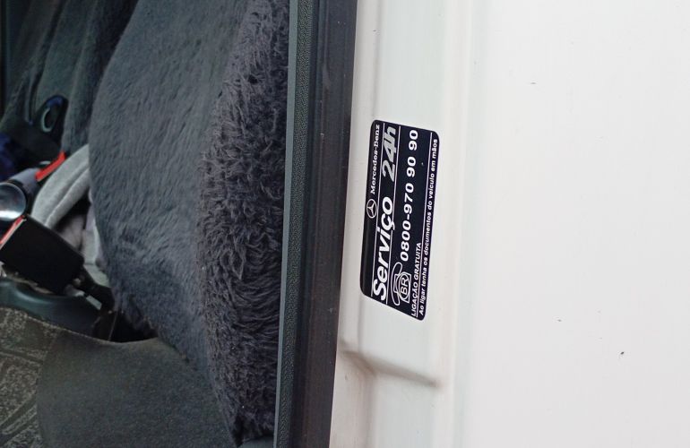 Mercedes-Benz Accelo 1016/44 - Foto #4