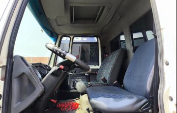 Ford Cargo 815 - Foto #4