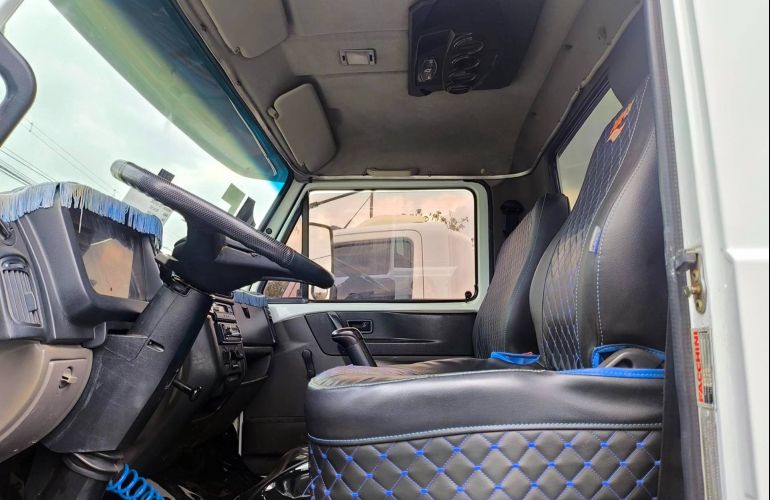 Volkswagen 10.160 e Delivery - Foto #6