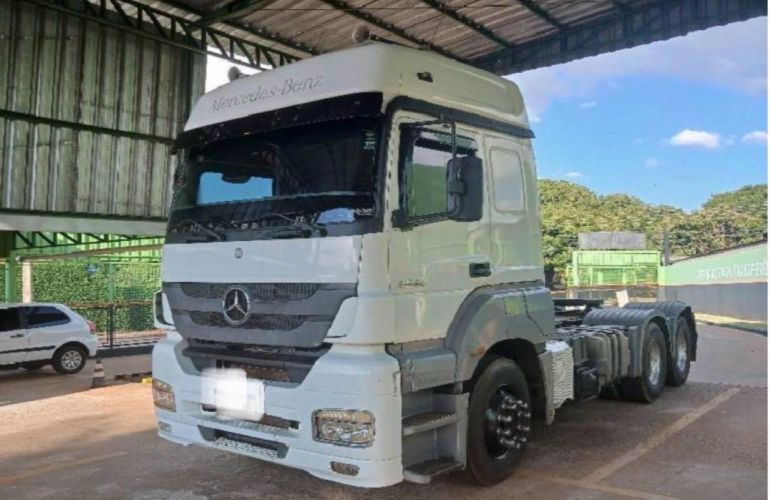 Mercedes-Benz Axor 2644S (6X4) - Foto #6