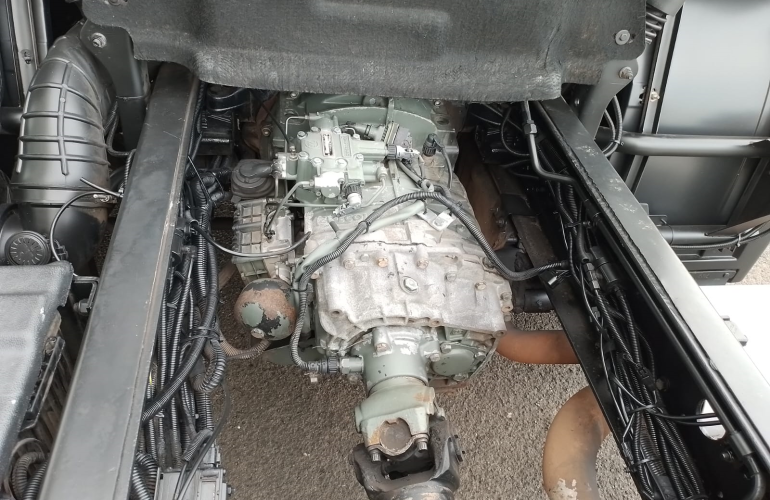 Volkswagen Constellation 24.280 6x2 - Foto #7