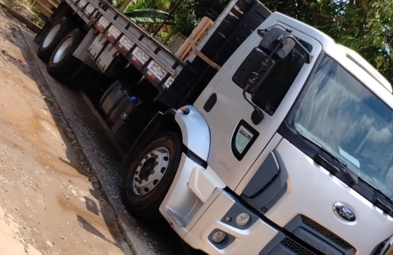 Ford Cargo 2423 - Foto #5