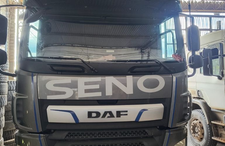 DAF CF 85 FTS 410 6x2 (Space Cab) - Foto #10
