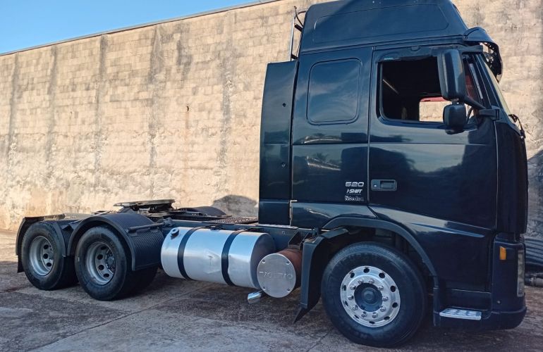 Volvo FH-520 6X2 (Globetrotter) (3 Eixos) - Foto #2