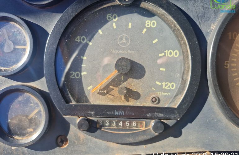 Mercedes-Benz 1215 C - Foto #4