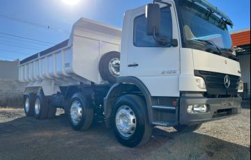 Mercedes-Benz Atego 2426 (6X2) - Foto #5