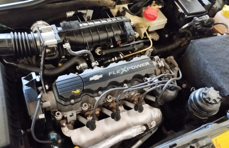 Chevrolet Astra Hatch Advantage 2.0 (Flex) - Foto #5