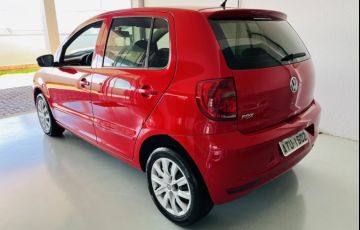 Volkswagen Fox 1.0 8V (Flex) 4p - Foto #3