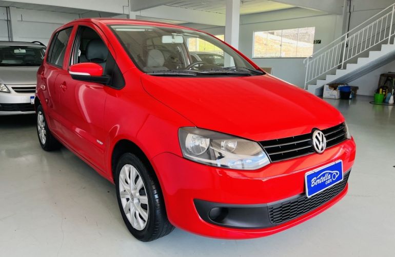 Volkswagen Fox 1.0 8V (Flex) 4p - Foto #6