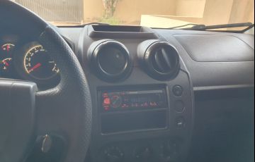 Ford Fiesta Hatch 1.0 (Flex) - Foto #3