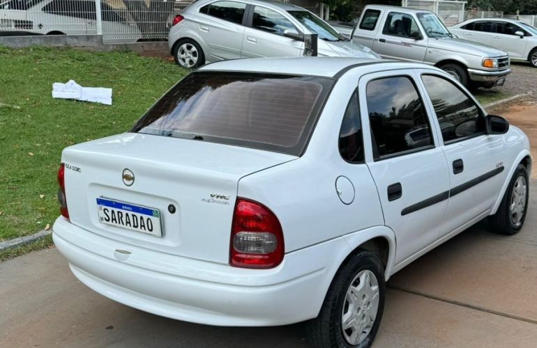 Chevrolet Corsa 1.0 MPFi Classic Sedan Life 8v - Foto #7