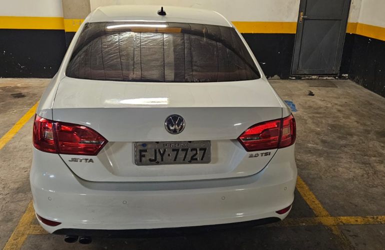 Volkswagen Jetta 2.0 TSI Highline DSG - Foto #4