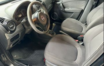 Fiat Grand Siena Attractive 1.4 8V (Flex) - Foto #7