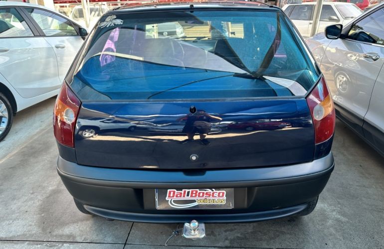 Fiat Palio 1.5 MPi 4p - Foto #5