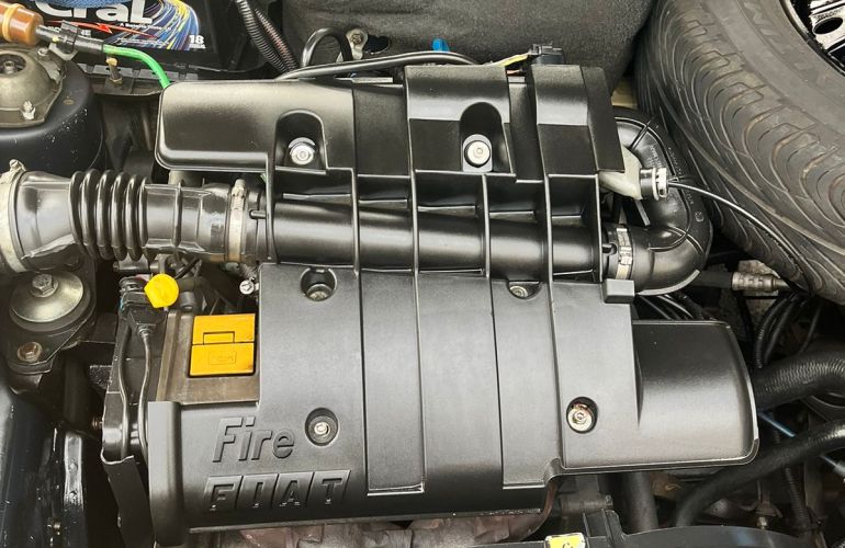 Fiat Uno Mille Fire 1.0 (Flex) 4P - Foto #3