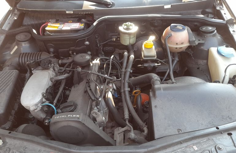 Volkswagen Gol Power 1.6 MI (Flex) - Foto #2