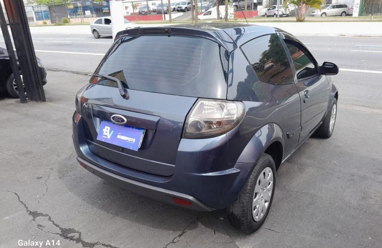 Ford Ka 1.0 MPi 8v - Foto #2