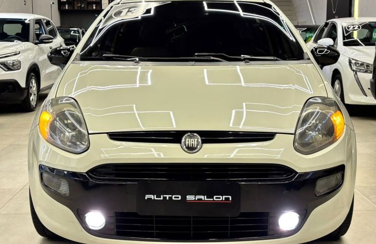 Fiat Punto 1.6 Essence 16v - Foto #2