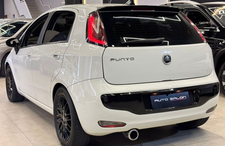 Fiat Punto 1.6 Essence 16v - Foto #6