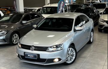 Volkswagen Jetta 2.0 TSi Highline 211cv - Foto #9