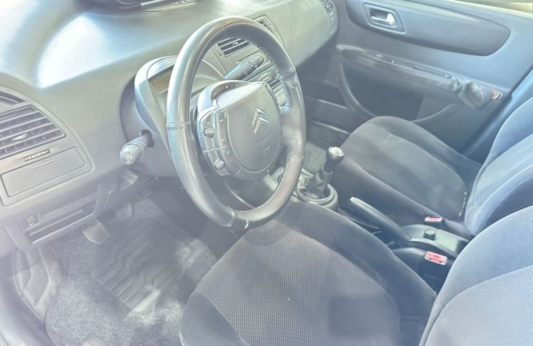 Citroën C4 1.6 Glx 16V Flex 4p Manual - Foto #9