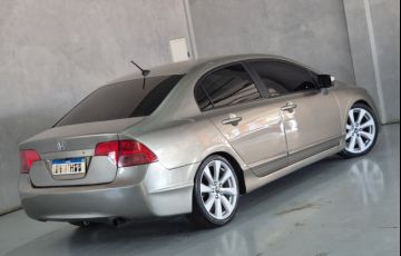 Honda Civic Sedan LXS 1.8 - Foto #4