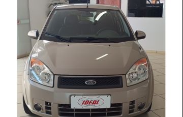 Ford Fiesta Hatch Class 1.6 (Flex) - Foto #1