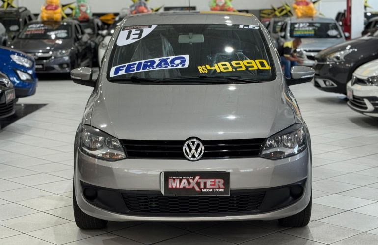 Volkswagen Fox 1.6 Mi 8v - Foto #2