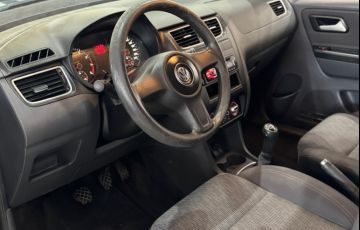 Volkswagen Fox 1.6 Mi 8v - Foto #5