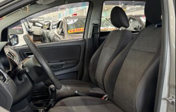 Volkswagen Fox 1.6 Mi 8v - Foto #6