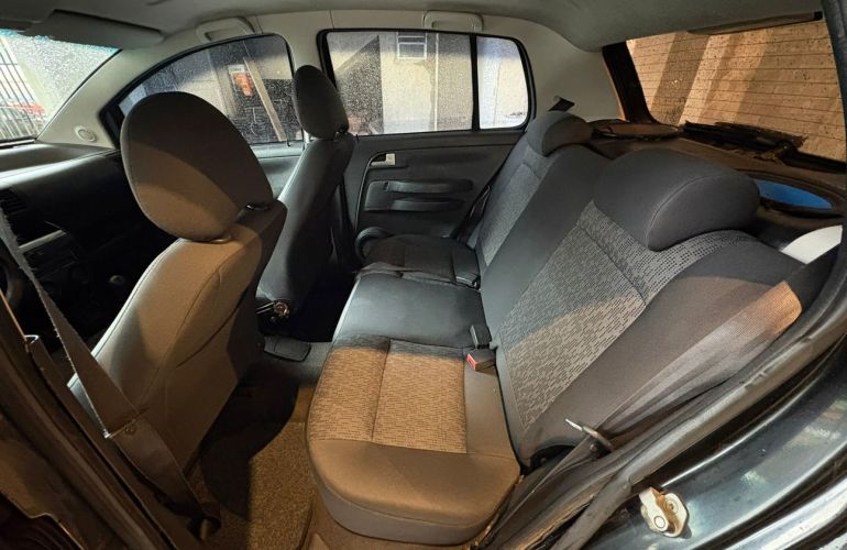 Volkswagen Fox 1.6 Mi Plus 8v - Foto #7