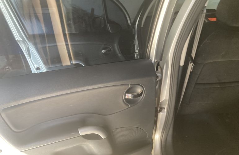 Citroën C3 Exclusive 1.6 16V (Flex)(aut) - Foto #4