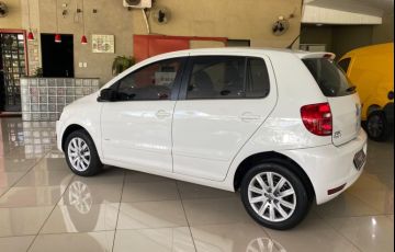 Volkswagen Fox 1.0 Mi 8v - Foto #5