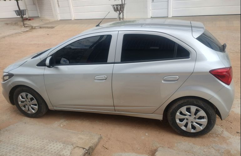 Chevrolet Onix 1.0 LT SPE/4 - Foto #4