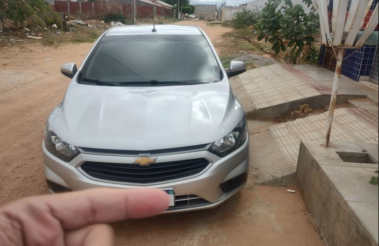Chevrolet Onix 1.0 LT SPE/4 - Foto #8