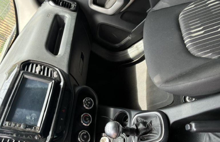 Fiat Toro 1.8 Endurance - Foto #3