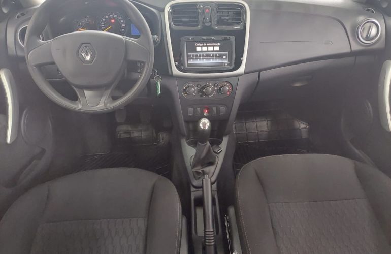 Renault Sandero Expression 1.0 12V SCe (Flex) - Foto #7