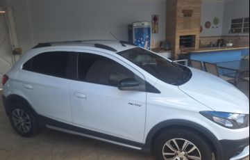 Chevrolet Onix 1.4 Activ SPE/4 (Aut) - Foto #5