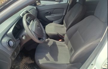 Renault Sandero Authentique 1.0 12V SCe (Flex) - Foto #5