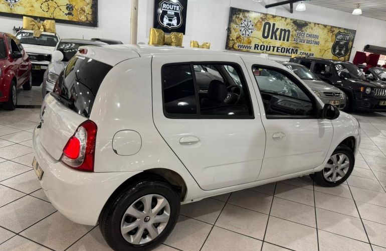 Renault Clio 1.0 Expression 16v - Foto #4