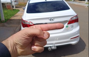 Hyundai HB20S 1.6 Comfort Style - Foto #2
