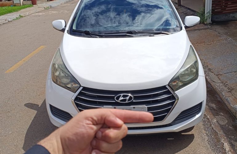 Hyundai HB20S 1.6 Comfort Style - Foto #6