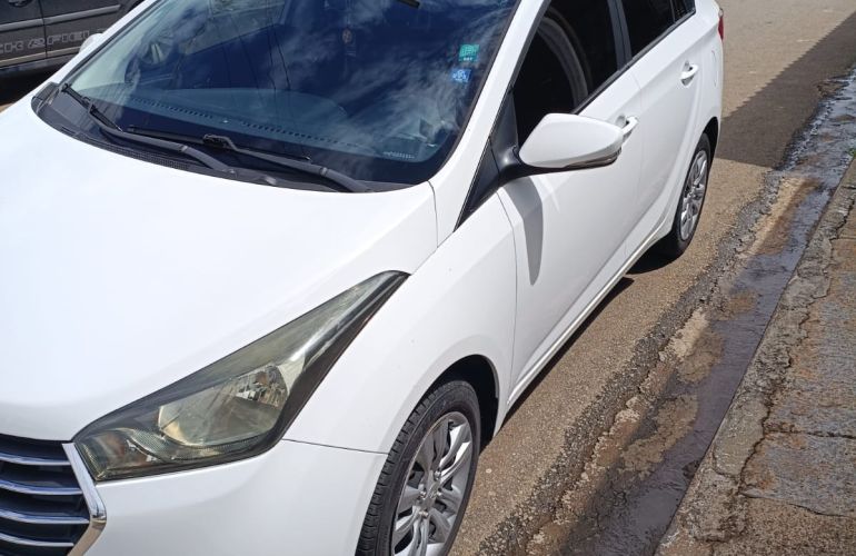 Hyundai HB20S 1.6 Comfort Style - Foto #9