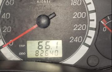 Ford Focus Sedan GL 1.6 8V - Foto #2
