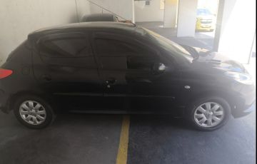 Peugeot 207 Hatch XR 1.4 8V (flex) 4p - Foto #4