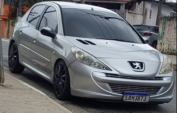 Peugeot 207 Hatch XR 1.4 8V (flex) 4p - Foto #1