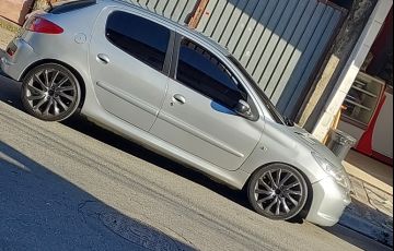 Peugeot 207 Hatch XR 1.4 8V (flex) 4p - Foto #2