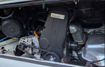 Volkswagen Kombi Standard 1.4 (Flex) - Foto #2