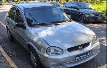 Chevrolet Corsa Sedan GL 1.6 MPFi