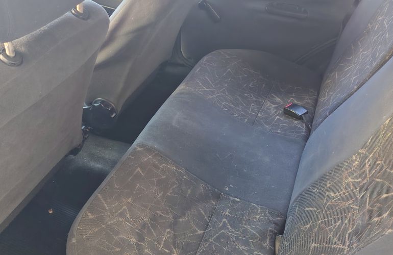 Chevrolet Corsa Sedan GL 1.6 MPFi - Foto #5